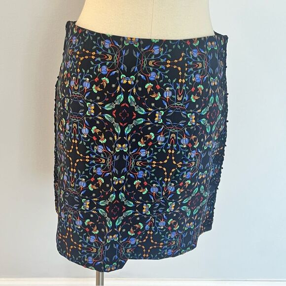 NWT Zara Black Kaleidoscope Floral Print Lace Sides Mini Skirt Size Medium - Picture 4 of 7